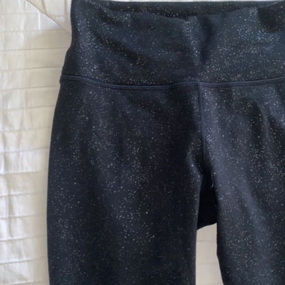 XS Fabletics leggings